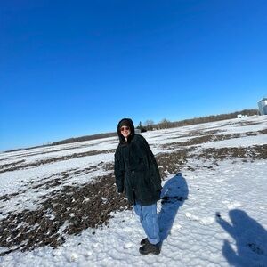 Meet your Posher, Emma.